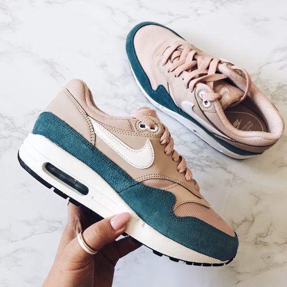 NWT Nike Air max 1 sneaker shoe - Picture 2 of 7